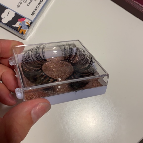 URBAN DECAY & MAKEUP BUNDLE FOR SALE - Picture 2 of 4